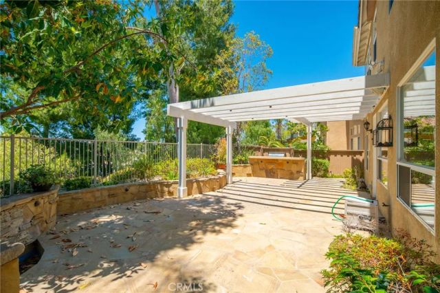33 Risero Drive, Mission Viejo, CA 92692