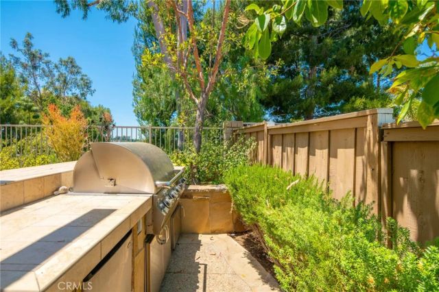33 Risero Drive, Mission Viejo, CA 92692