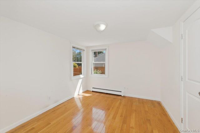 20 Cambridge Avenue, Melville, NY 11747