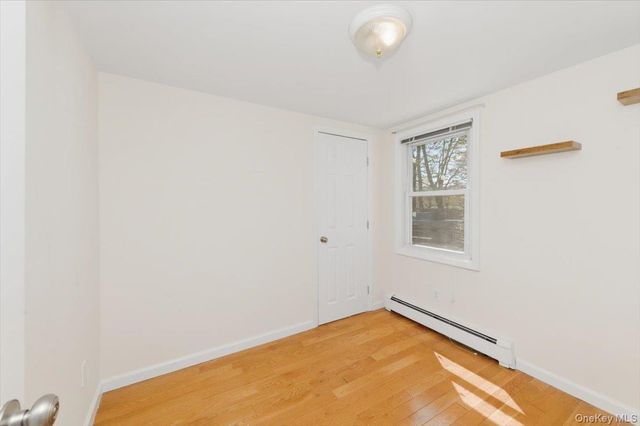 20 Cambridge Avenue, Melville, NY 11747