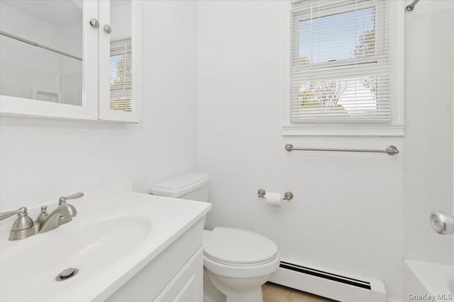 20 Cambridge Avenue, Melville, NY 11747