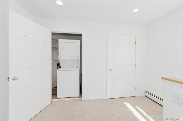 20 Cambridge Avenue, Melville, NY 11747