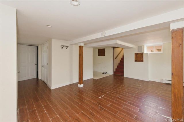 20 Cambridge Avenue, Melville, NY 11747