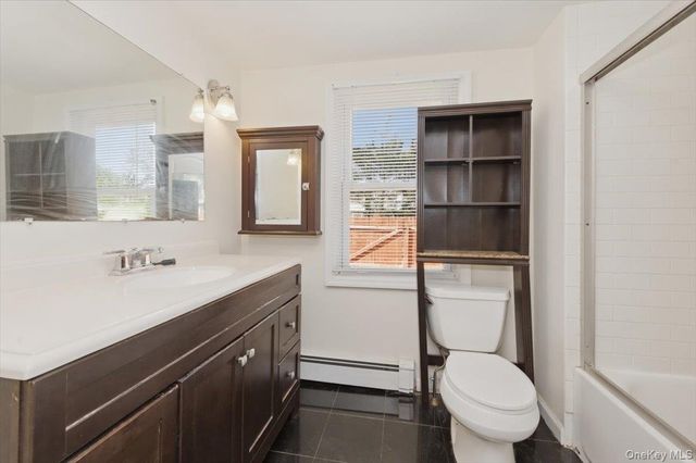 20 Cambridge Avenue, Melville, NY 11747