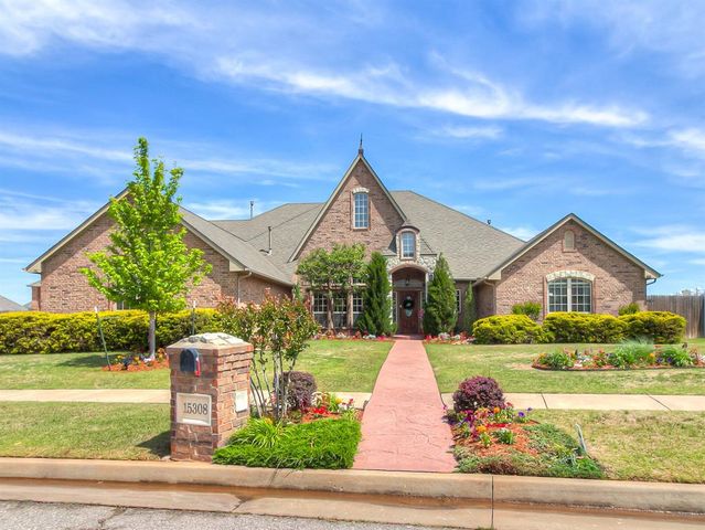 15308 Grayson Drive, Edmond, OK 73013