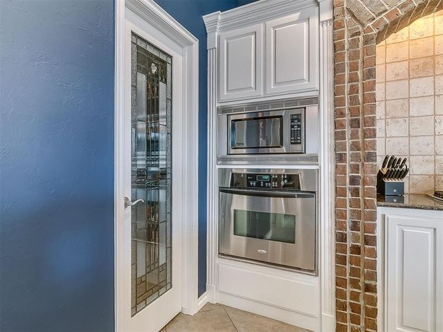 15308 Grayson Drive, Edmond, OK 73013