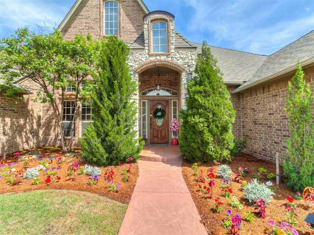 15308 Grayson Drive, Edmond, OK 73013