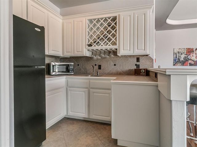 15308 Grayson Drive, Edmond, OK 73013