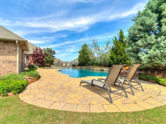 15308 Grayson Drive, Edmond, OK 73013