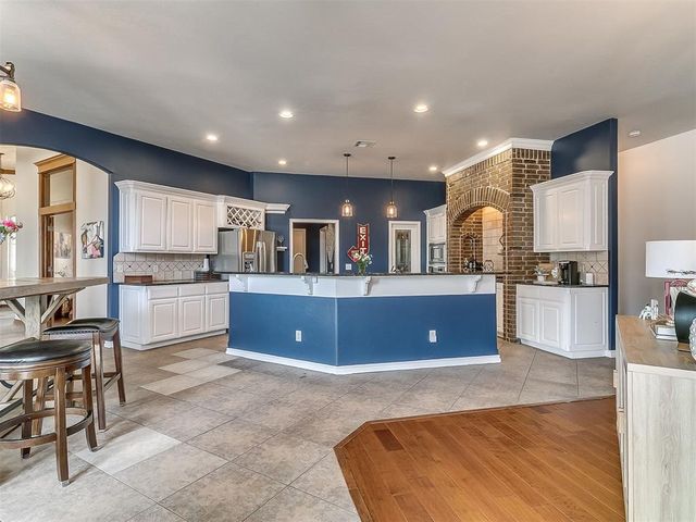 15308 Grayson Drive, Edmond, OK 73013