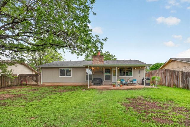 2005 Scofield LN, Austin, TX 78727