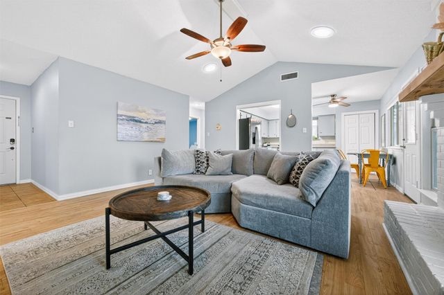 2005 Scofield LN, Austin, TX 78727