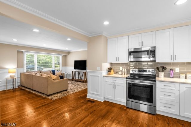 18 North Ave, Bridgewater Twp., NJ 08807
