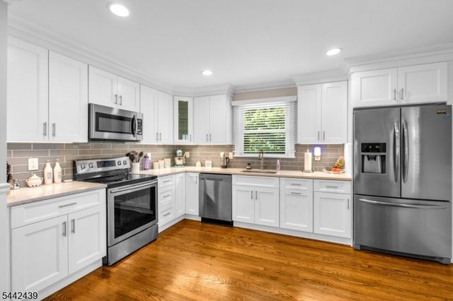 18 North Ave, Bridgewater Twp., NJ 08807