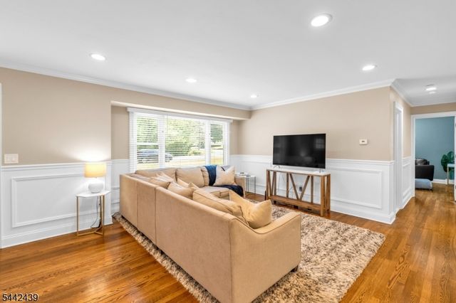 18 North Ave, Bridgewater Twp., NJ 08807