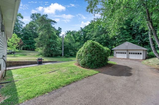 18 North Ave, Bridgewater Twp., NJ 08807