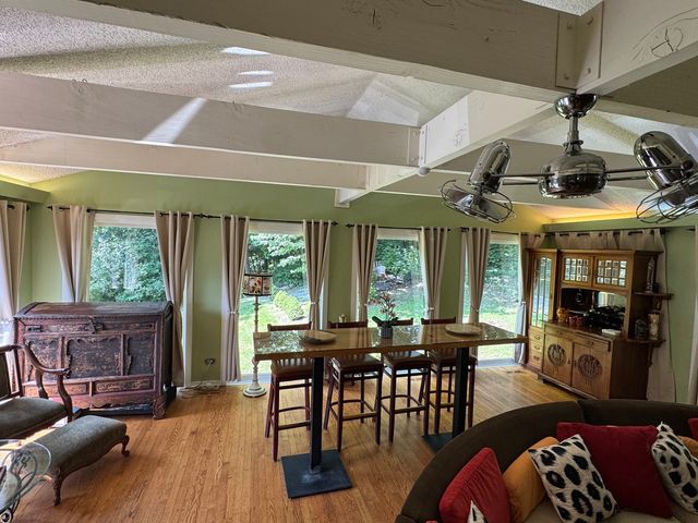 17 Marryat Road, Trout Valley, IL 60013