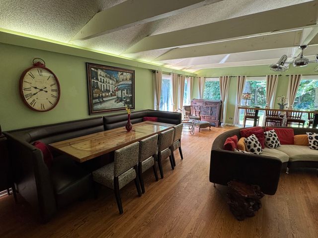 17 Marryat Road, Trout Valley, IL 60013