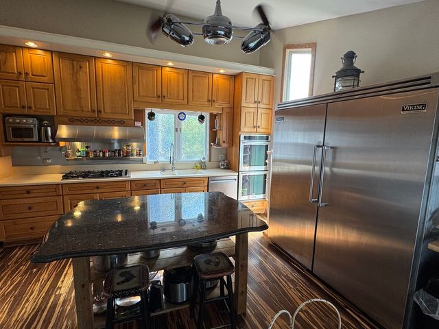 17 Marryat Road, Trout Valley, IL 60013