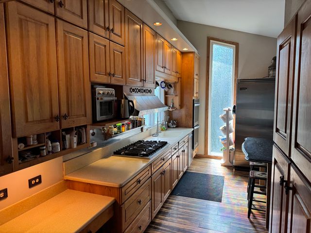 17 Marryat Road, Trout Valley, IL 60013