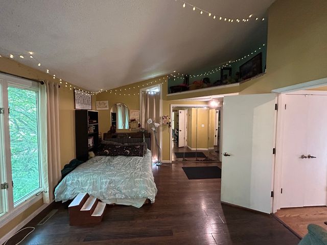 17 Marryat Road, Trout Valley, IL 60013