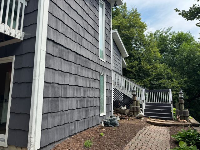 17 Marryat Road, Trout Valley, IL 60013