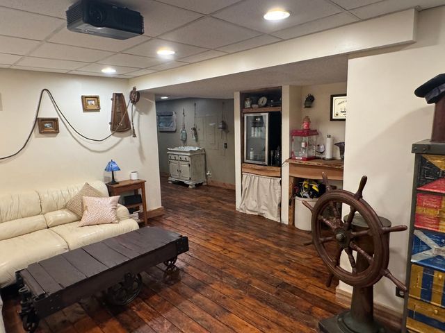 17 Marryat Road, Trout Valley, IL 60013