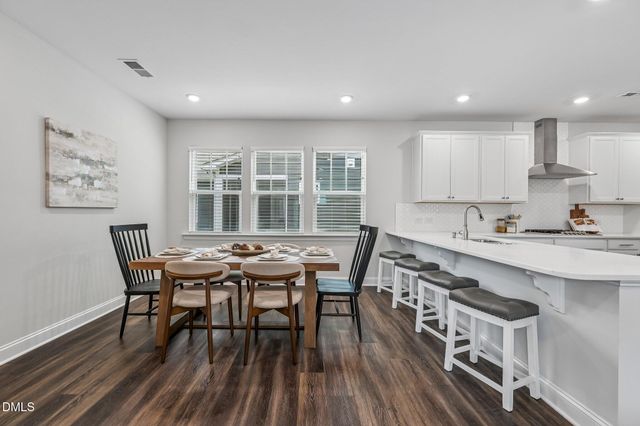 124 Daisy Grove Lane, Holly Springs, NC 27540