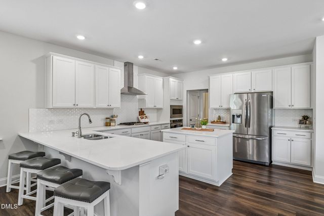 124 Daisy Grove Lane, Holly Springs, NC 27540