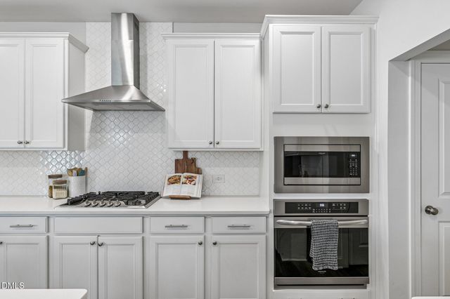 124 Daisy Grove Lane, Holly Springs, NC 27540