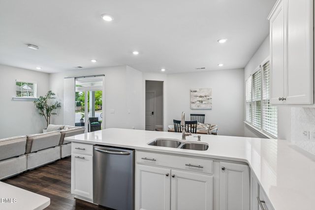 124 Daisy Grove Lane, Holly Springs, NC 27540