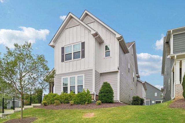 124 Daisy Grove Lane, Holly Springs, NC 27540