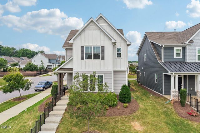 124 Daisy Grove Lane, Holly Springs, NC 27540