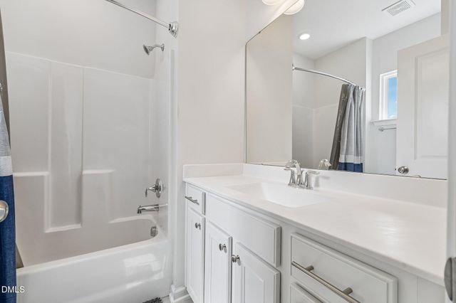 124 Daisy Grove Lane, Holly Springs, NC 27540