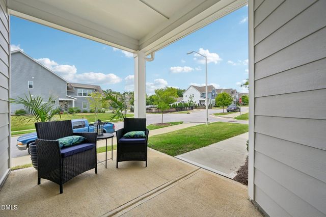 124 Daisy Grove Lane, Holly Springs, NC 27540