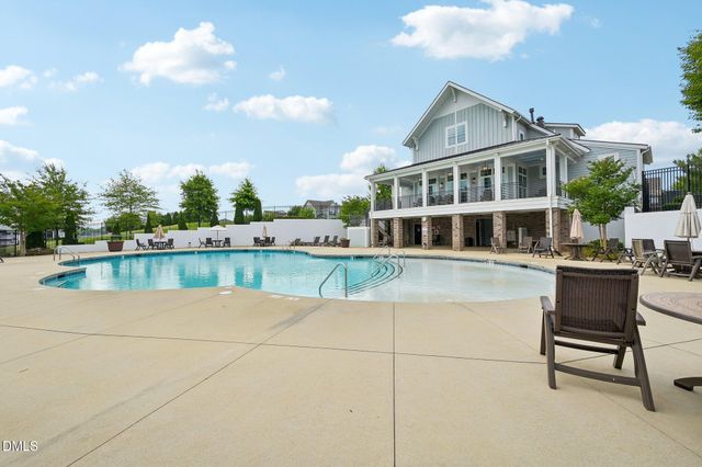 124 Daisy Grove Lane, Holly Springs, NC 27540