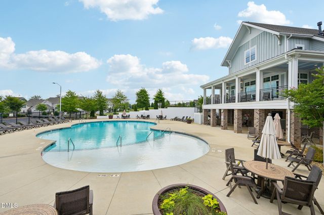 124 Daisy Grove Lane, Holly Springs, NC 27540