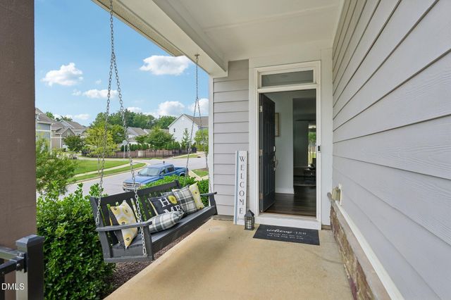 124 Daisy Grove Lane, Holly Springs, NC 27540