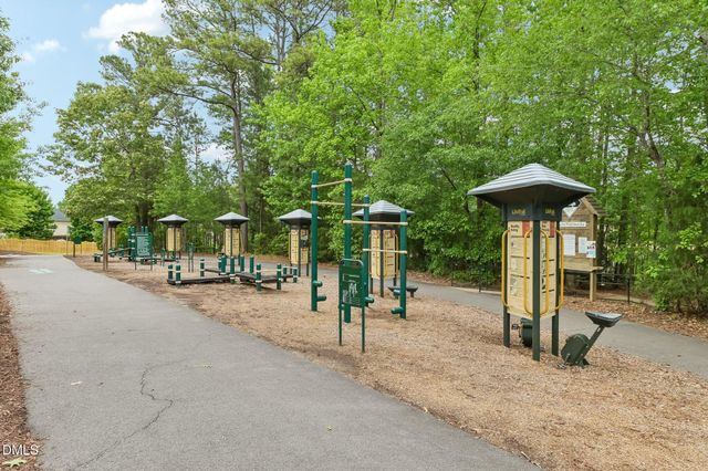 124 Daisy Grove Lane, Holly Springs, NC 27540