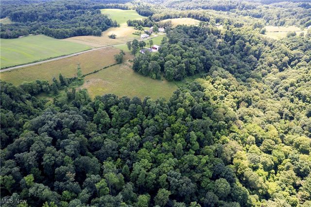 1292 Cinder Road SE, Bergholz, OH 43908