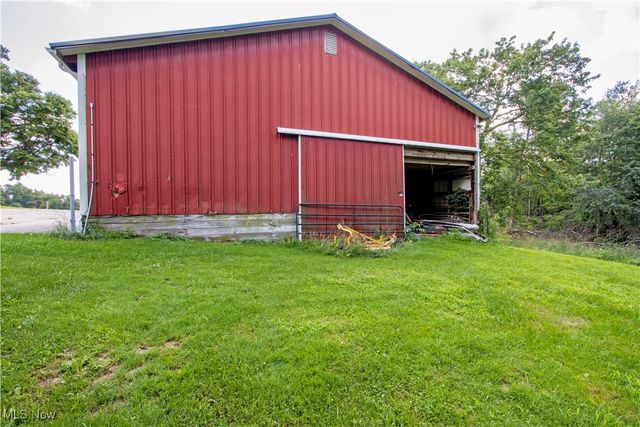 1292 Cinder Road SE, Bergholz, OH 43908
