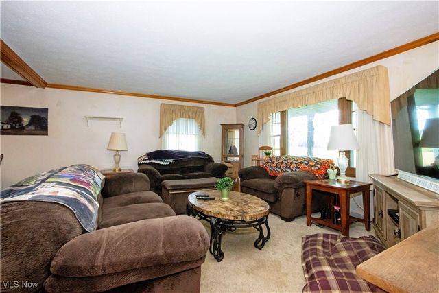 1292 Cinder Road SE, Bergholz, OH 43908
