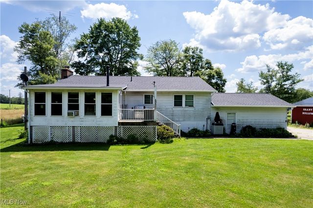 1292 Cinder Road SE, Bergholz, OH 43908