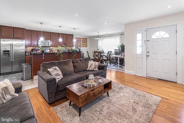 1604 ERSKINE, Hyattsville, MD 20783