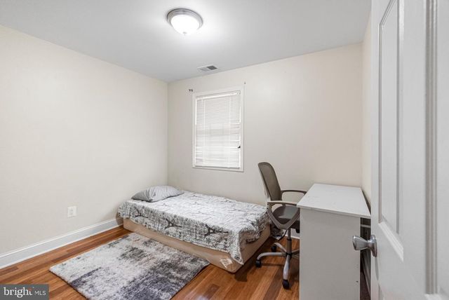 1604 ERSKINE, Hyattsville, MD 20783