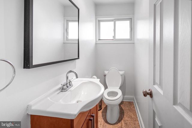 1604 ERSKINE, Hyattsville, MD 20783