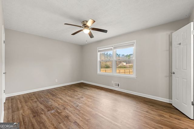 5 Mistletoe Lane, Newnan, GA 30265