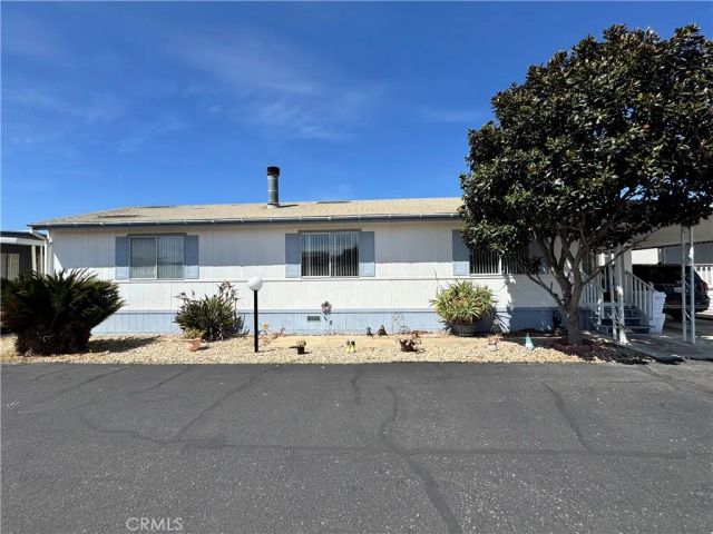 1095 McCoy 91, Santa Maria, CA 93455