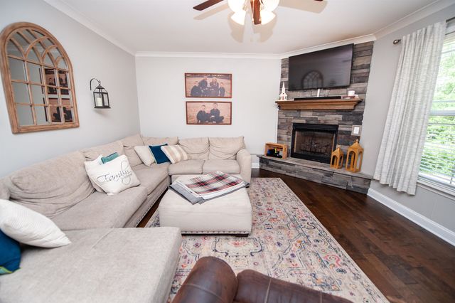 304 Grayson Drive, Moore, SC 29369