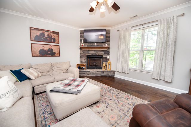 304 Grayson Drive, Moore, SC 29369